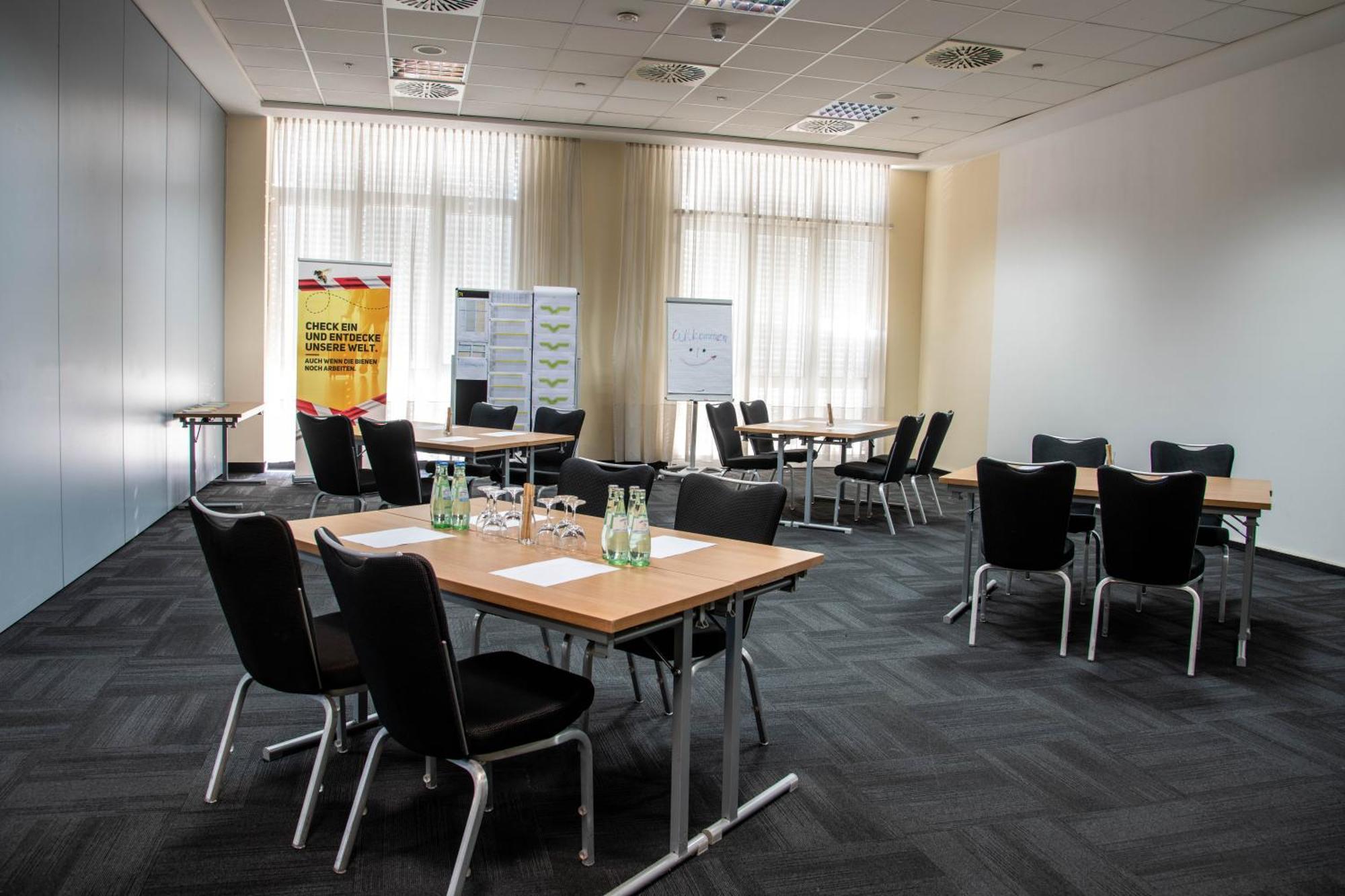 Best Western Conference Airporthotel Frankfurt Moerfelden エクステリア 写真