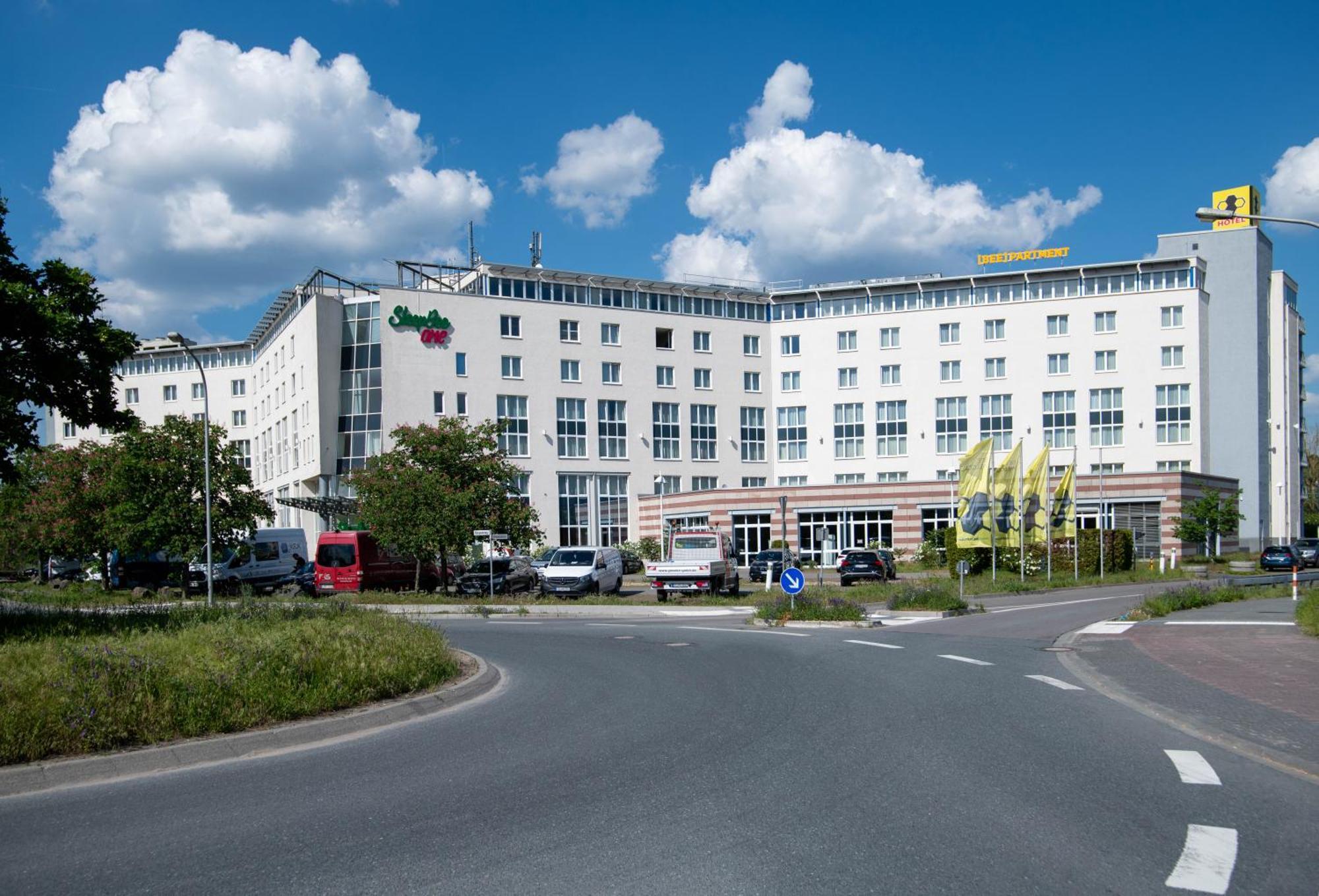 Best Western Conference Airporthotel Frankfurt Moerfelden エクステリア 写真