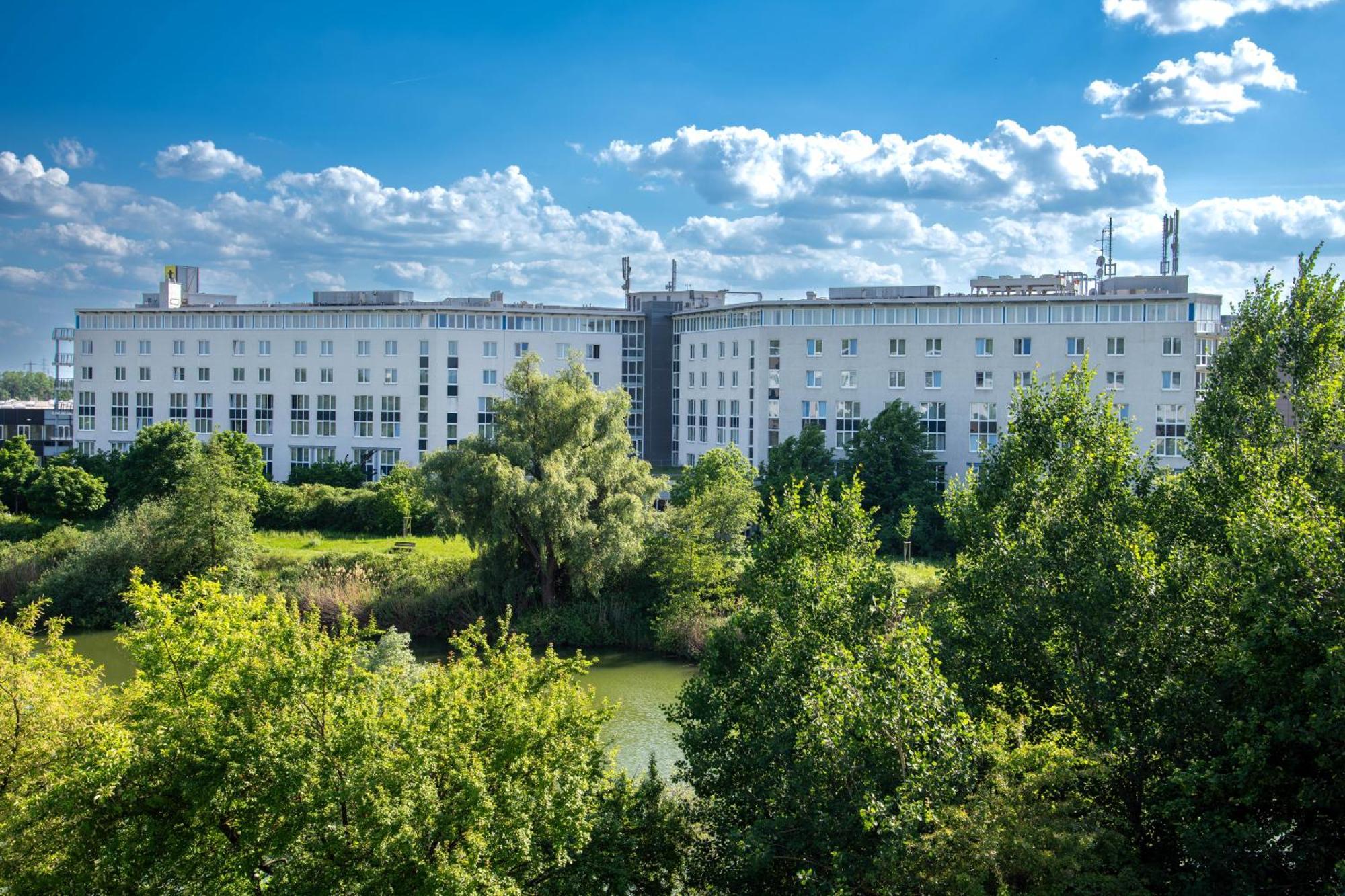 Best Western Conference Airporthotel Frankfurt Moerfelden エクステリア 写真