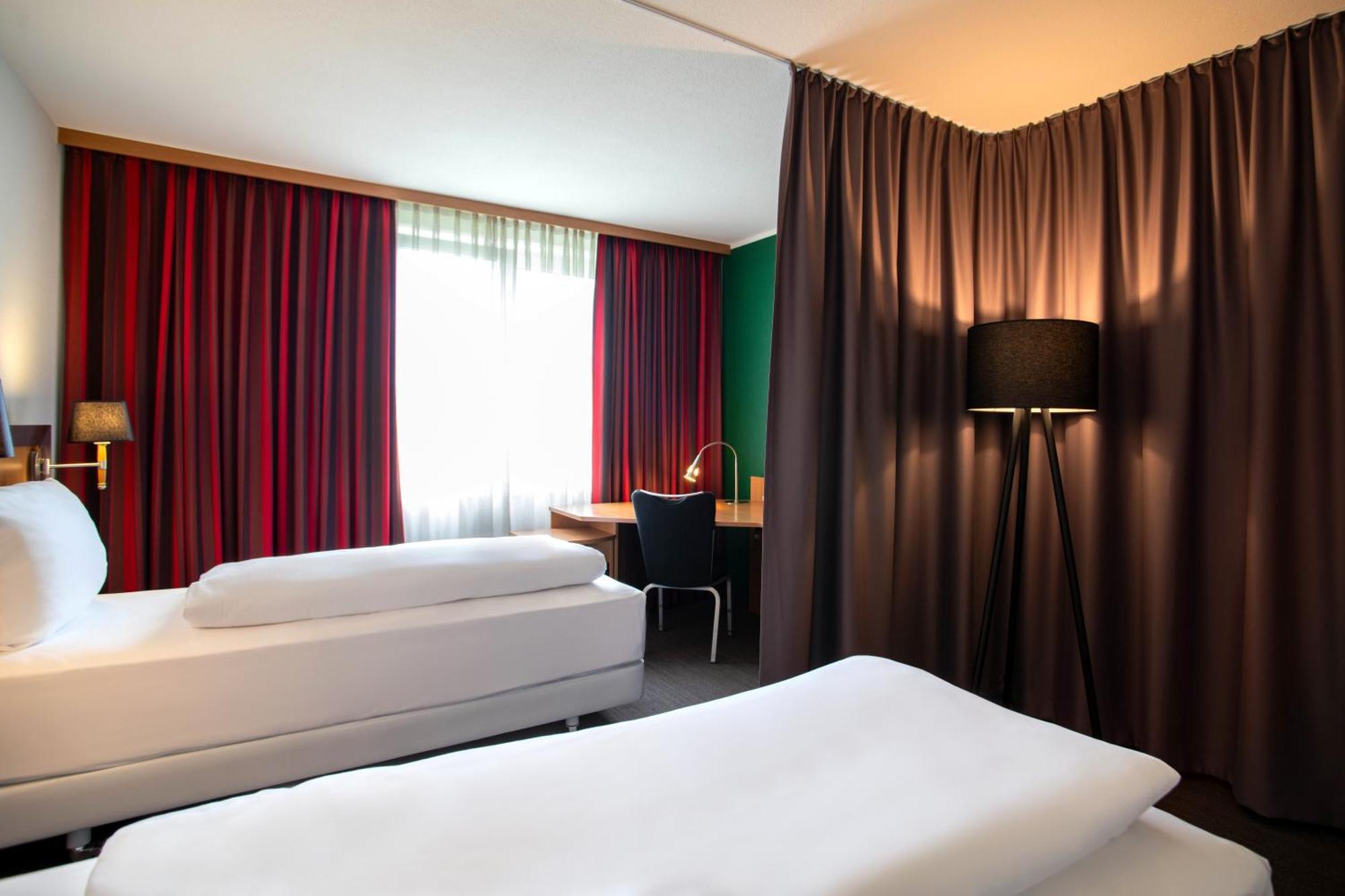 Best Western Conference Airporthotel Frankfurt Moerfelden エクステリア 写真