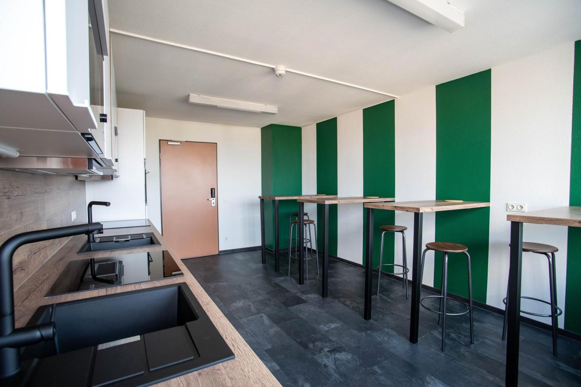 Best Western Conference Airporthotel Frankfurt Moerfelden エクステリア 写真